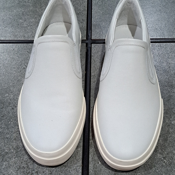 Vince Mens Sneakers - Picture 10 of 11